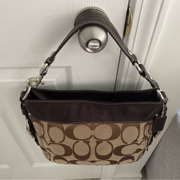 Coach 12657 Zoe hobo bag - Picture 6 of 11